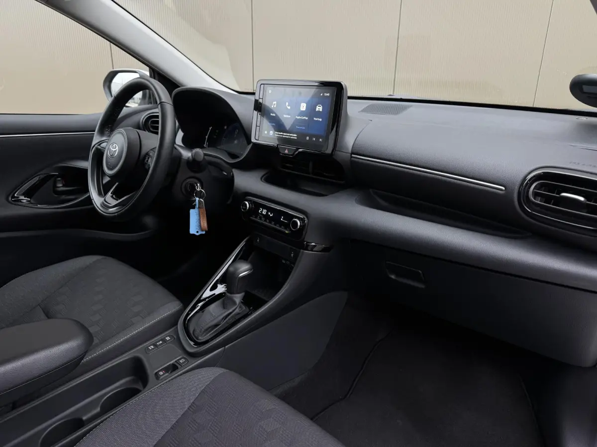 1.5 Hybrid 115 Dynamic 2024 | Stuur- en Stoelverwarming | Apple Carplay | Adap Cruise