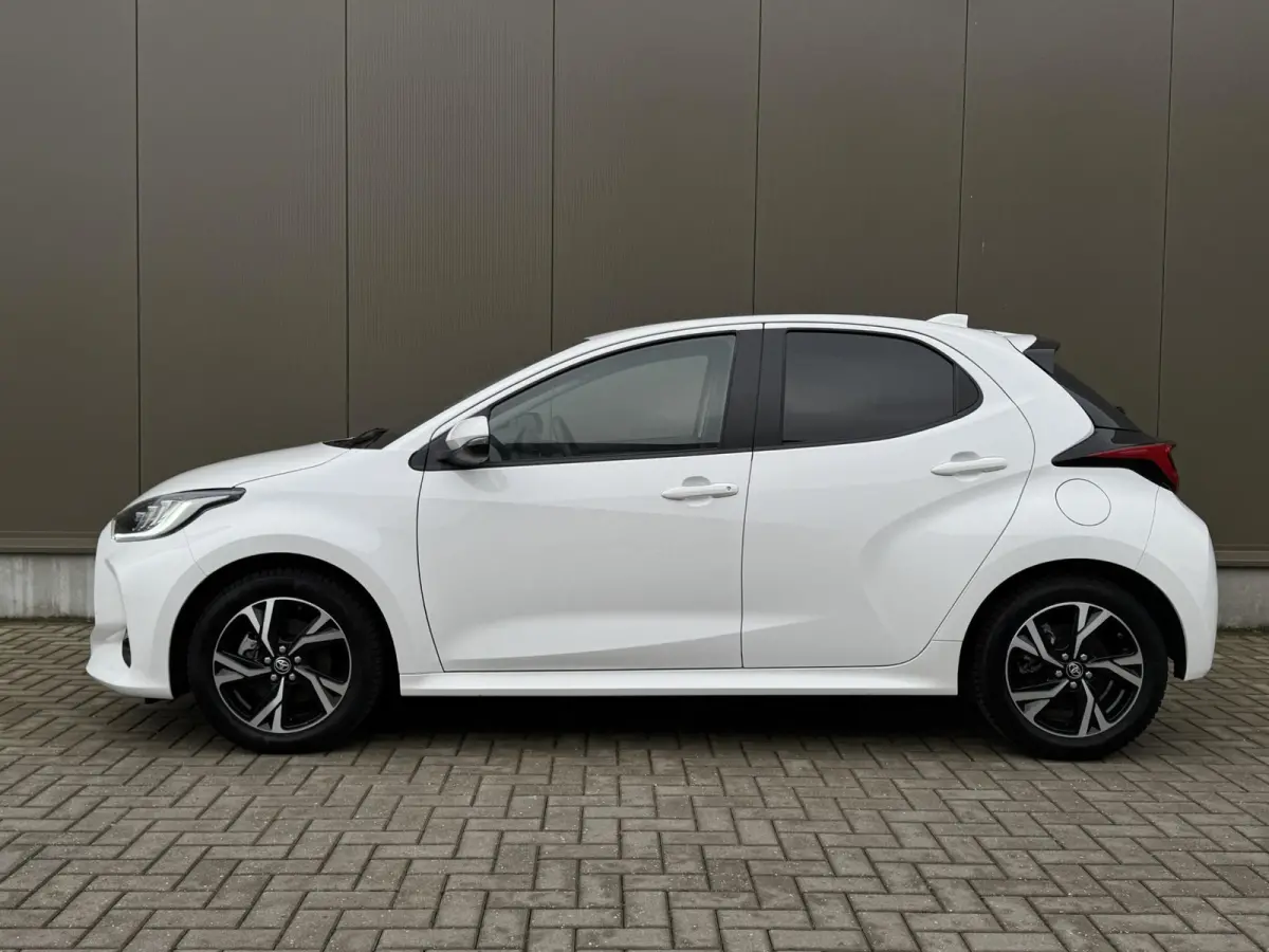 1.5 Hybrid 115 Dynamic 2024 | Stuur- en Stoelverwarming | Apple Carplay | Adap Cruise