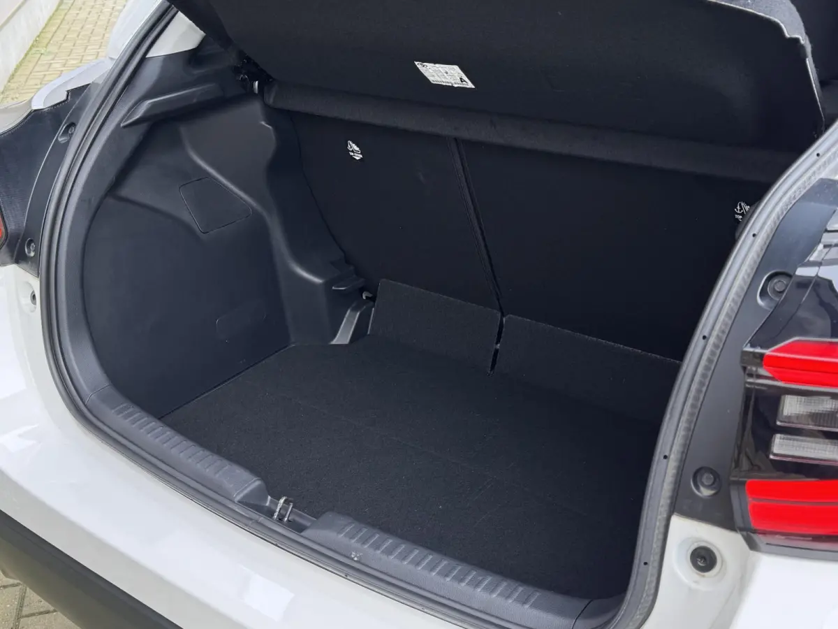 1.5 Hybrid 115 Dynamic 2024 | Stuur- en Stoelverwarming | Apple Carplay | Adap Cruise