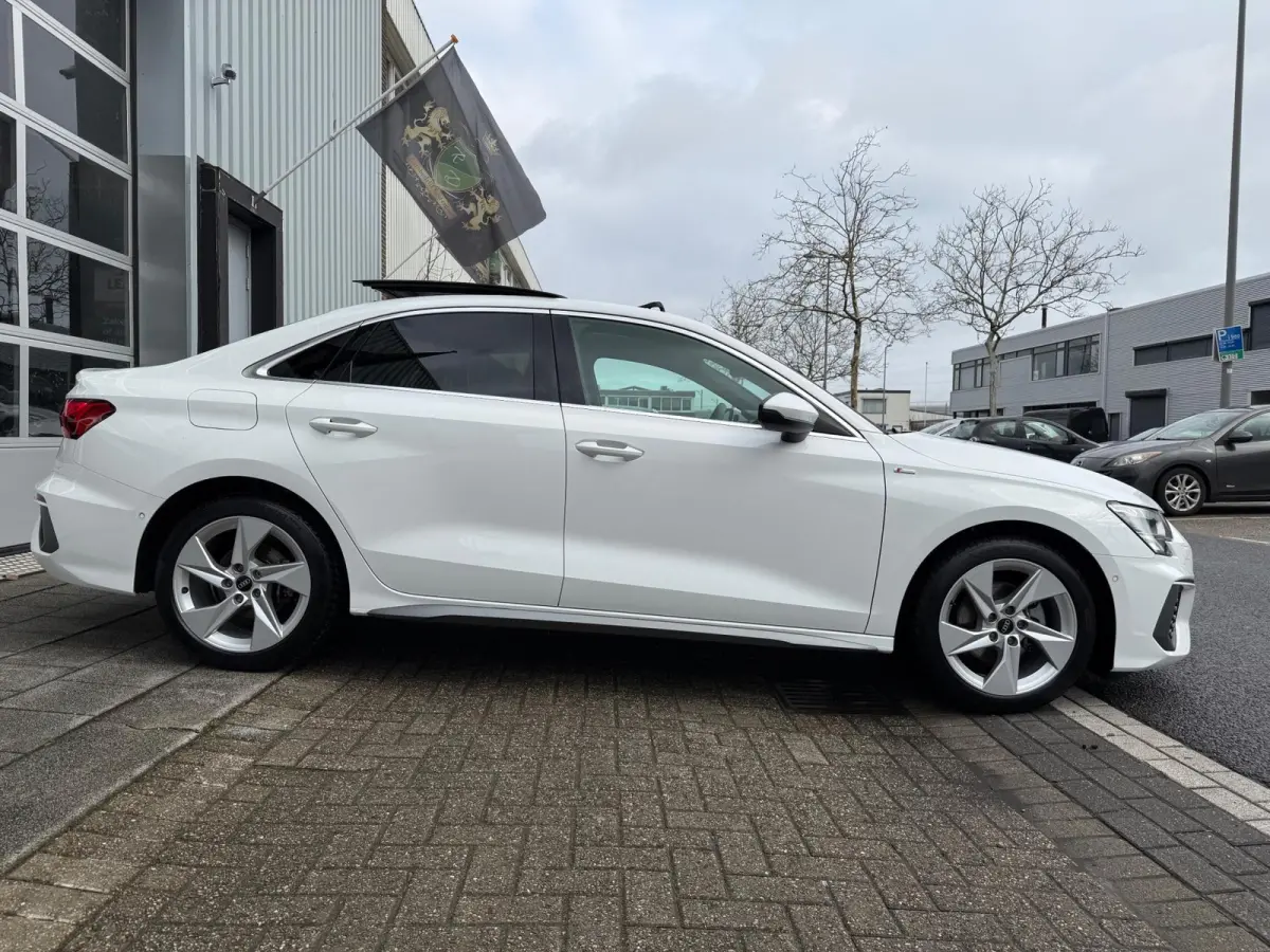 35 TFSI S edition S18/LEER/NAV/MATRIX/PANO
