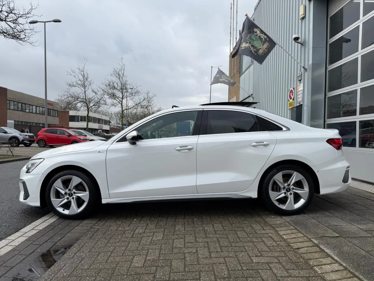35 TFSI S edition S18/LEER/NAV/MATRIX/PANO