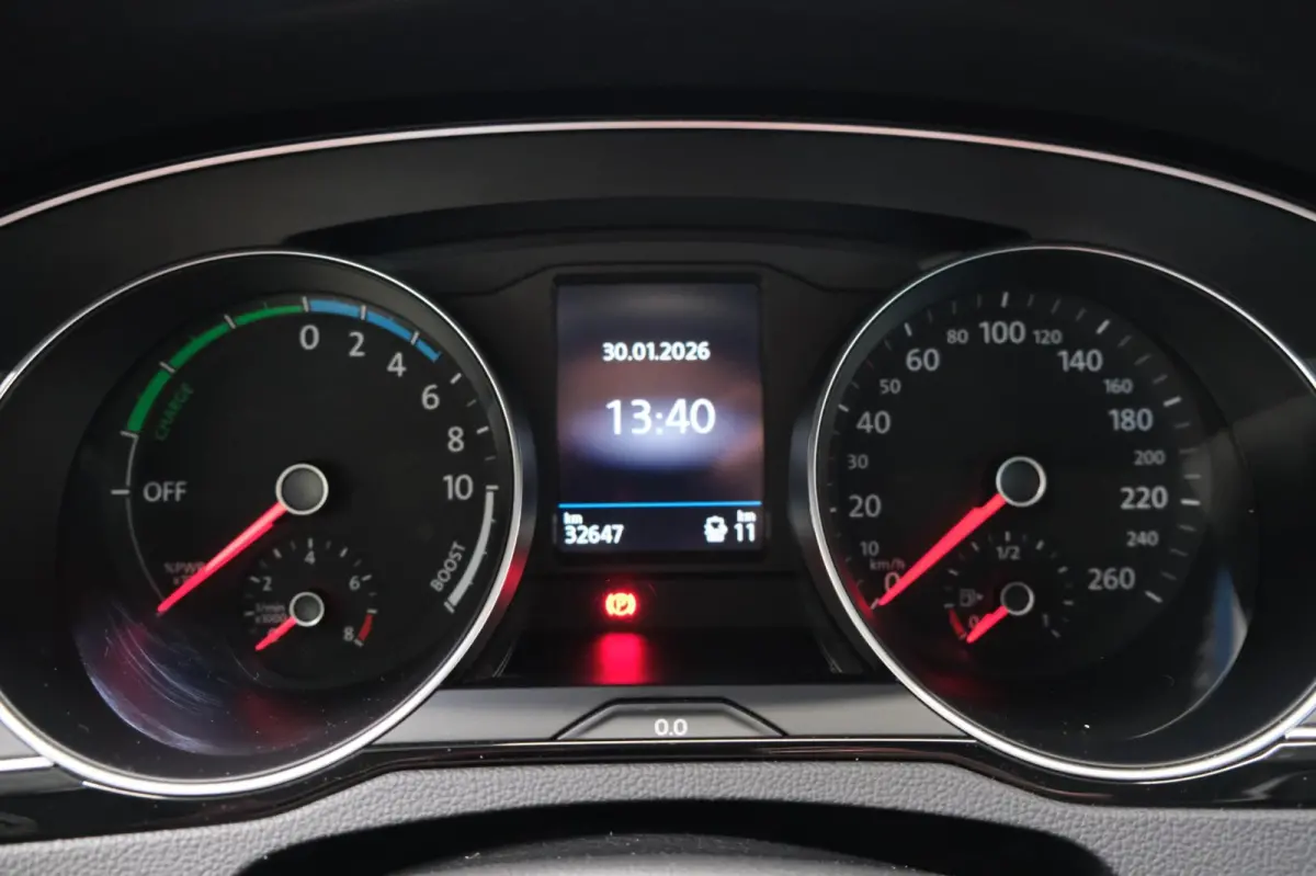 1.4 TSI PHEV GTE Business - SOH 99% Cruise, Camera, Camera, Massage stoelen