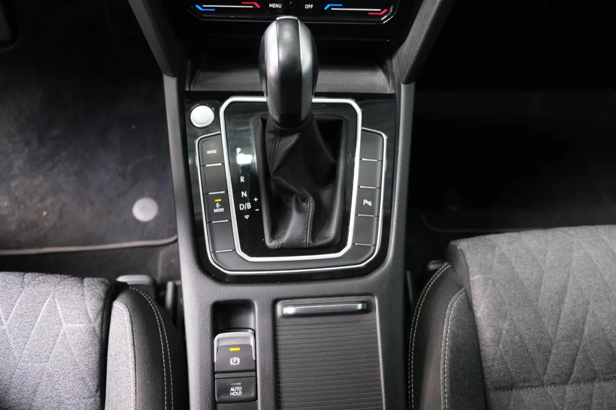 1.4 TSI PHEV GTE Business - SOH 99% Cruise, Camera, Camera, Massage stoelen