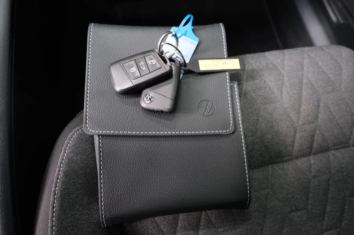 1.4 TSI PHEV GTE Business - SOH 99% Cruise, Camera, Camera, Massage stoelen