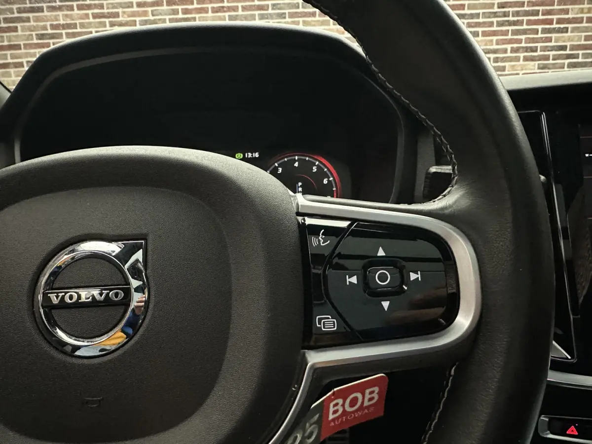 2.0 T4 R-Design Camera | Adaptieve cruise | Elekt. verstelbare stoel