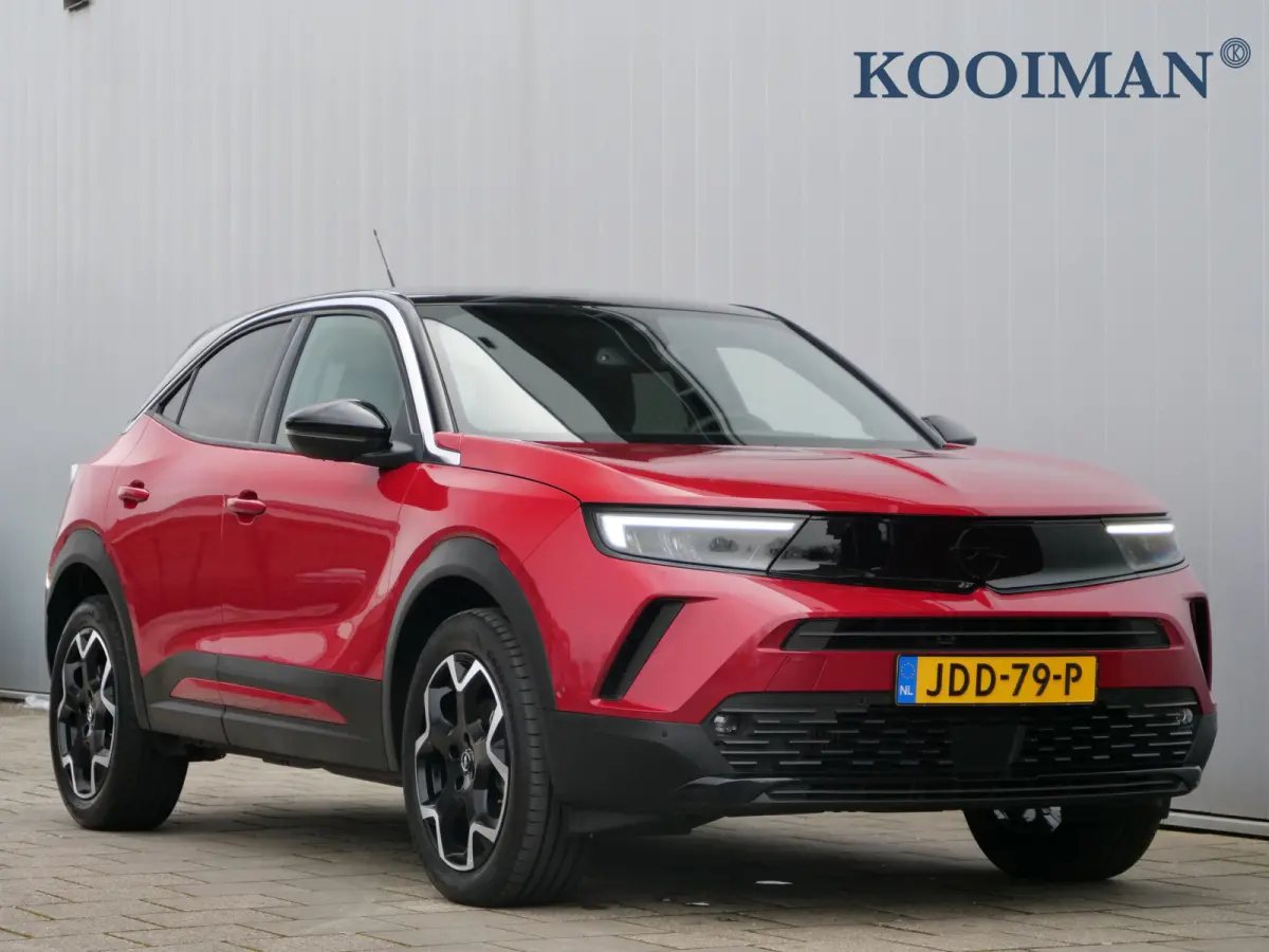 1.2 Turbo Business Elegance 130 Pk Automaat Navigatie / DAB / Apple Carply / Camera