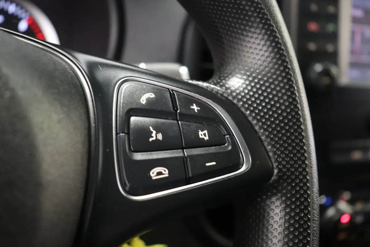 116 CDI Lang Automaat EURO 6 - AC/climate - Camera - Cruise - € 18.900,- Excl.