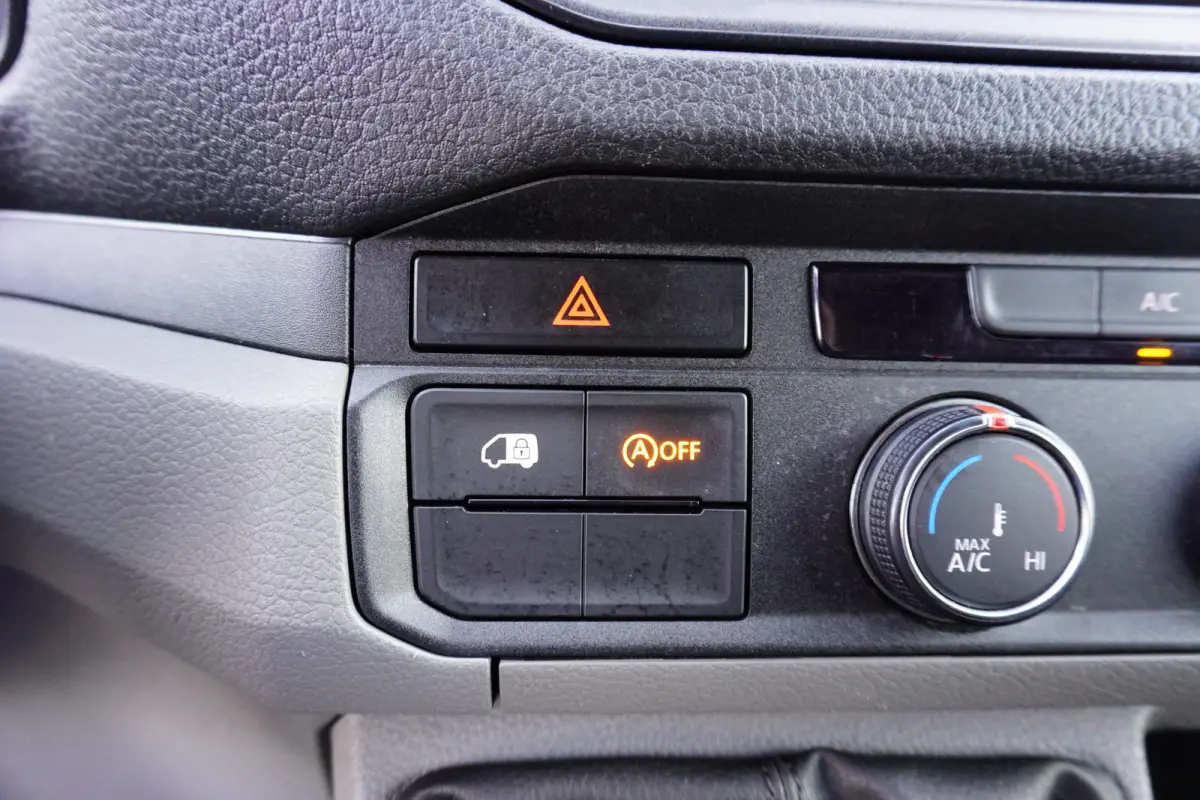 140pk L4H3/L3H2 Apple Carplay Camera Airco Parkeersensoren Euro6 Passagiersstoel