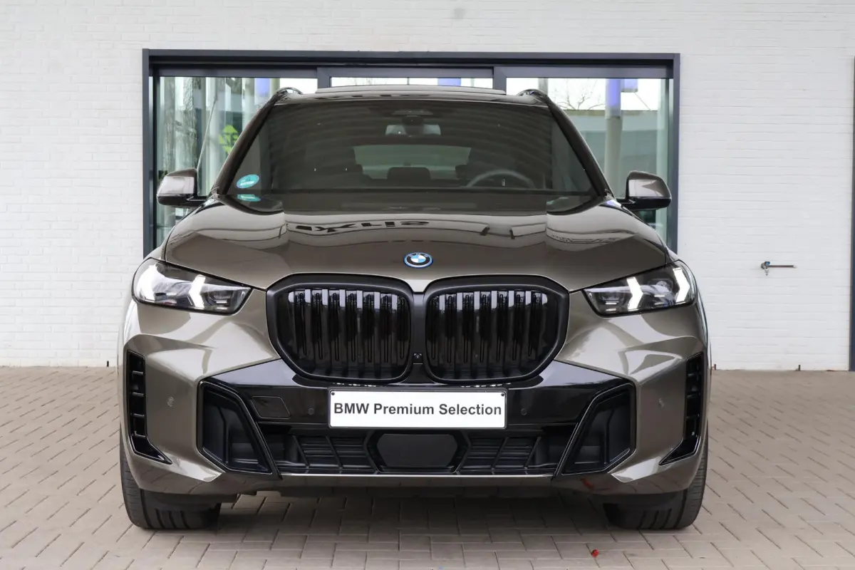 xDrive50e M Sport Pro | Driving Assistant Professional | Innovation Pack | Lederen Bekleding Merino