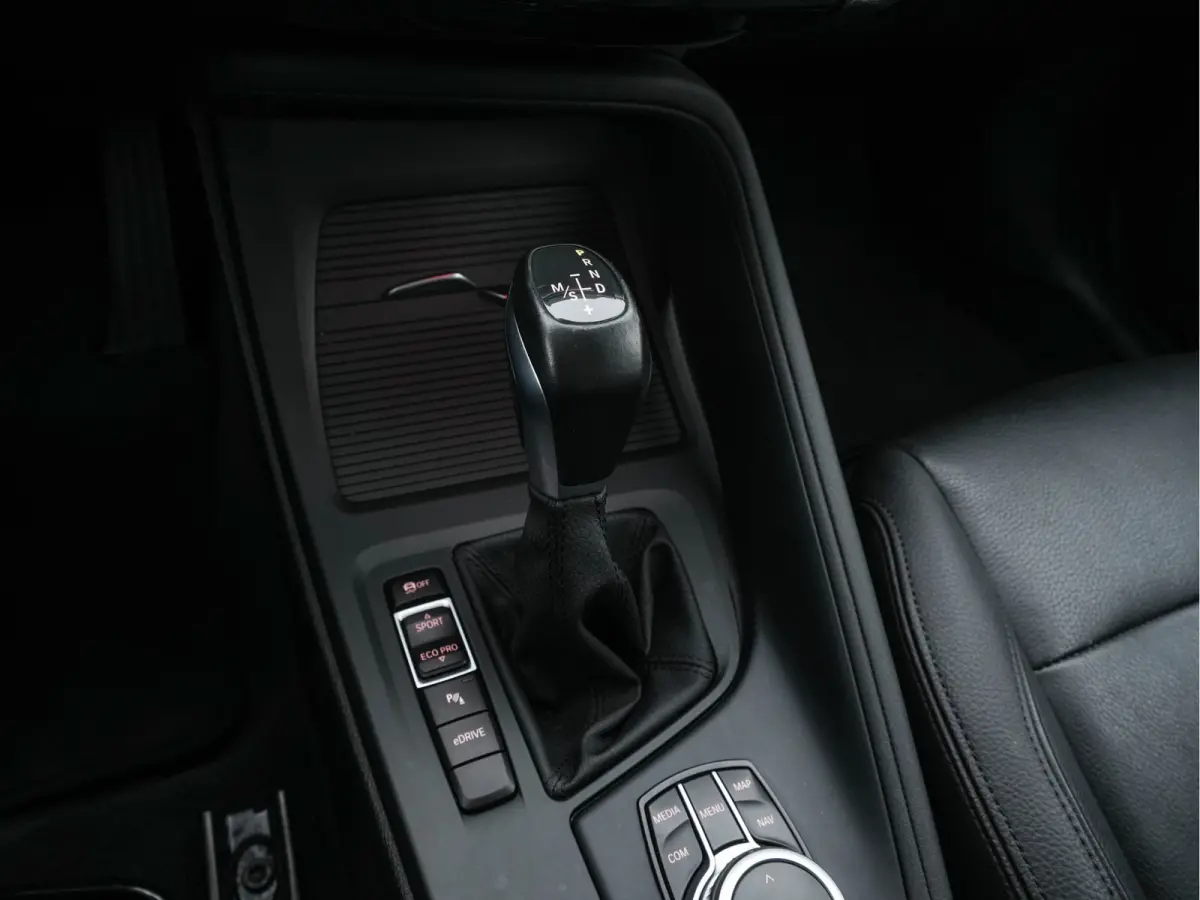 xDrive25e eDrive Edition ( Plug-In ) (INCL-BTW) *LEATHER | FULL-LED | HARMAN/KARDON | CAMERA | HEATED-COMFORTSEATS | NAVI-FULLMAP | ECC | KEYLESS |  PDC | CRUISE | DAB | TOWBAR | HEAD-UP | 1