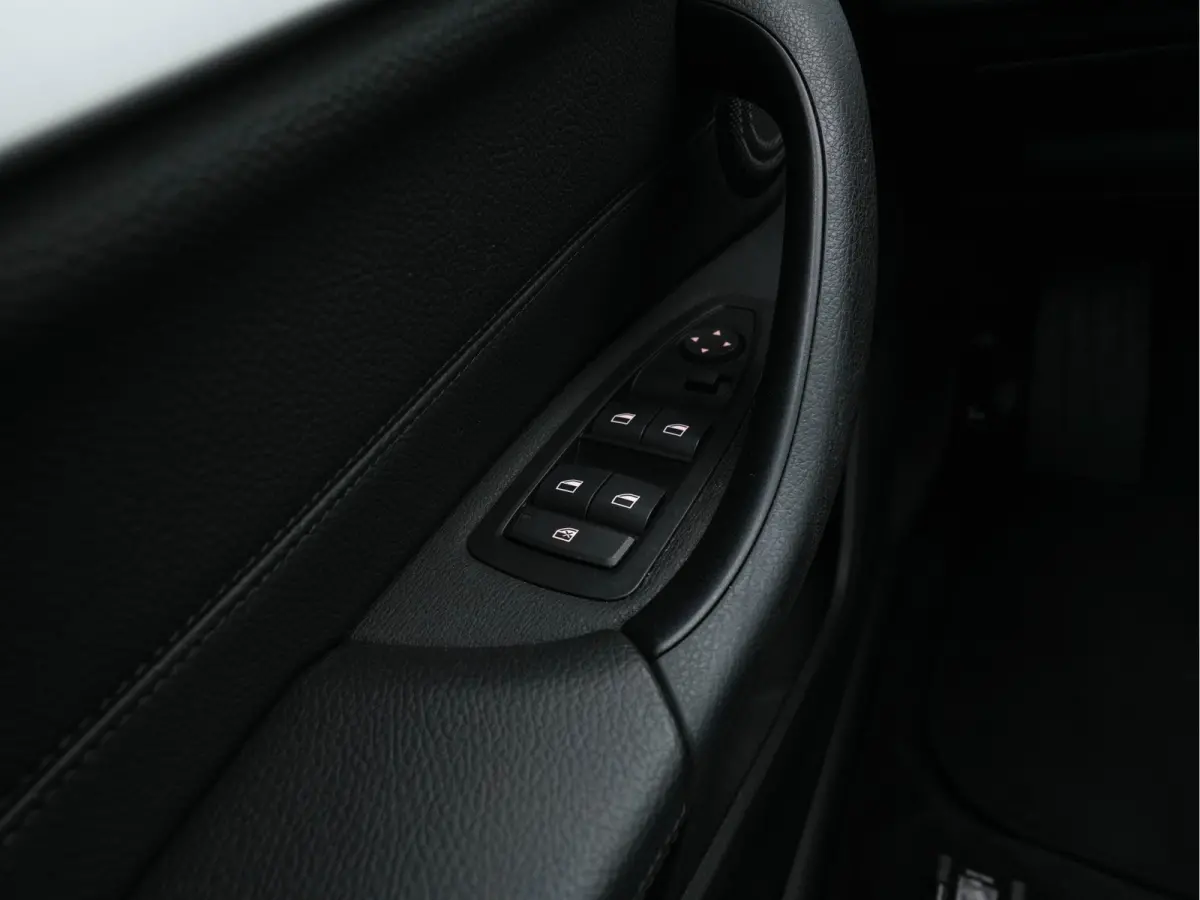 xDrive25e eDrive Edition ( Plug-In ) (INCL-BTW) *LEATHER | FULL-LED | HARMAN/KARDON | CAMERA | HEATED-COMFORTSEATS | NAVI-FULLMAP | ECC | KEYLESS |  PDC | CRUISE | DAB | TOWBAR | HEAD-UP | 1