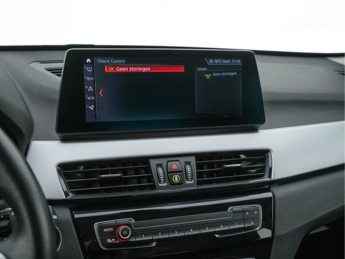 xDrive25e eDrive Edition ( Plug-In ) (INCL-BTW) *LEATHER | FULL-LED | HARMAN/KARDON | CAMERA | HEATED-COMFORTSEATS | NAVI-FULLMAP | ECC | KEYLESS |  PDC | CRUISE | DAB | TOWBAR | HEAD-UP | 1