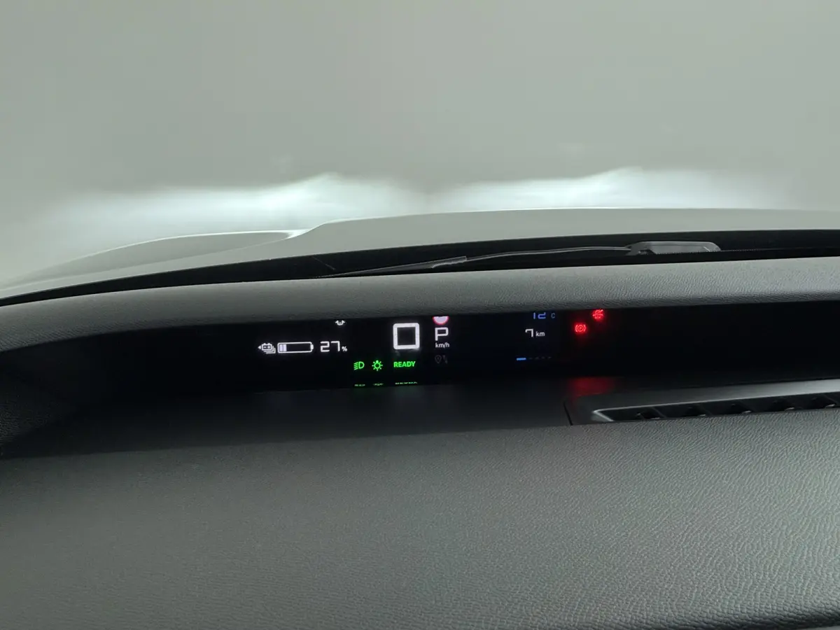 Max 113pk Comfort Range 44 kWh | Achteruitrijcamera | Afwijkende dakkleur | Apple Carplay/Android Auto|telefoonintegratie premium