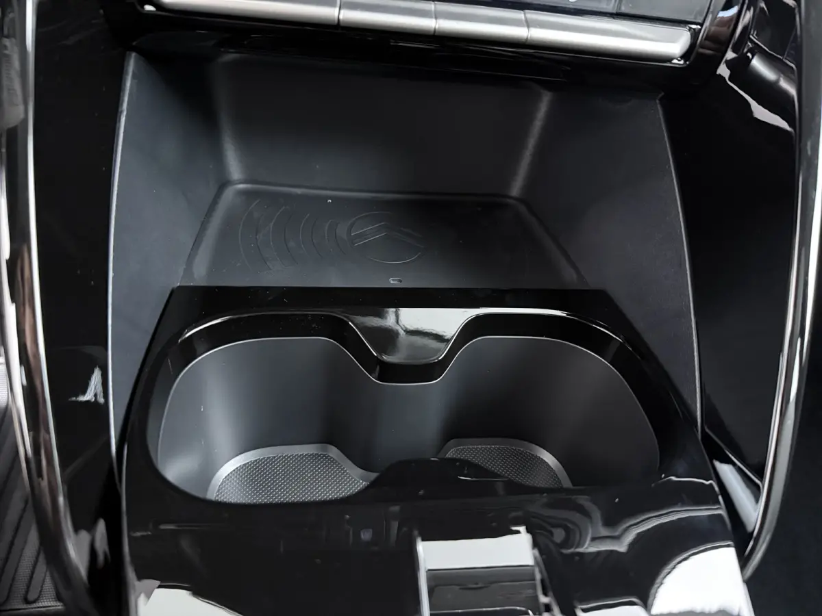 Max 113pk Comfort Range 44 kWh | Achteruitrijcamera | Afwijkende dakkleur | Apple Carplay/Android Auto|telefoonintegratie premium