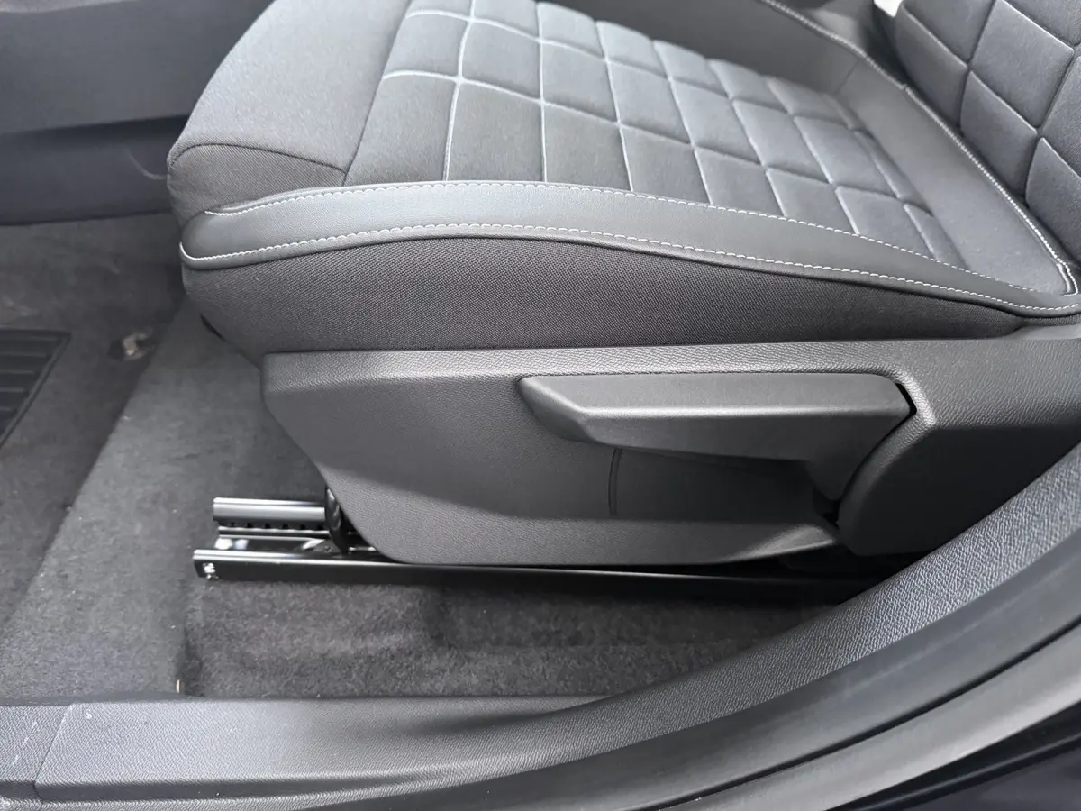 Max 113pk Comfort Range 44 kWh | Achteruitrijcamera | Afwijkende dakkleur | Apple Carplay/Android Auto|telefoonintegratie premium