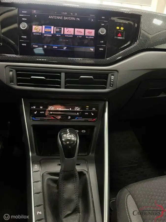 1.0 TSI Style pano automaat