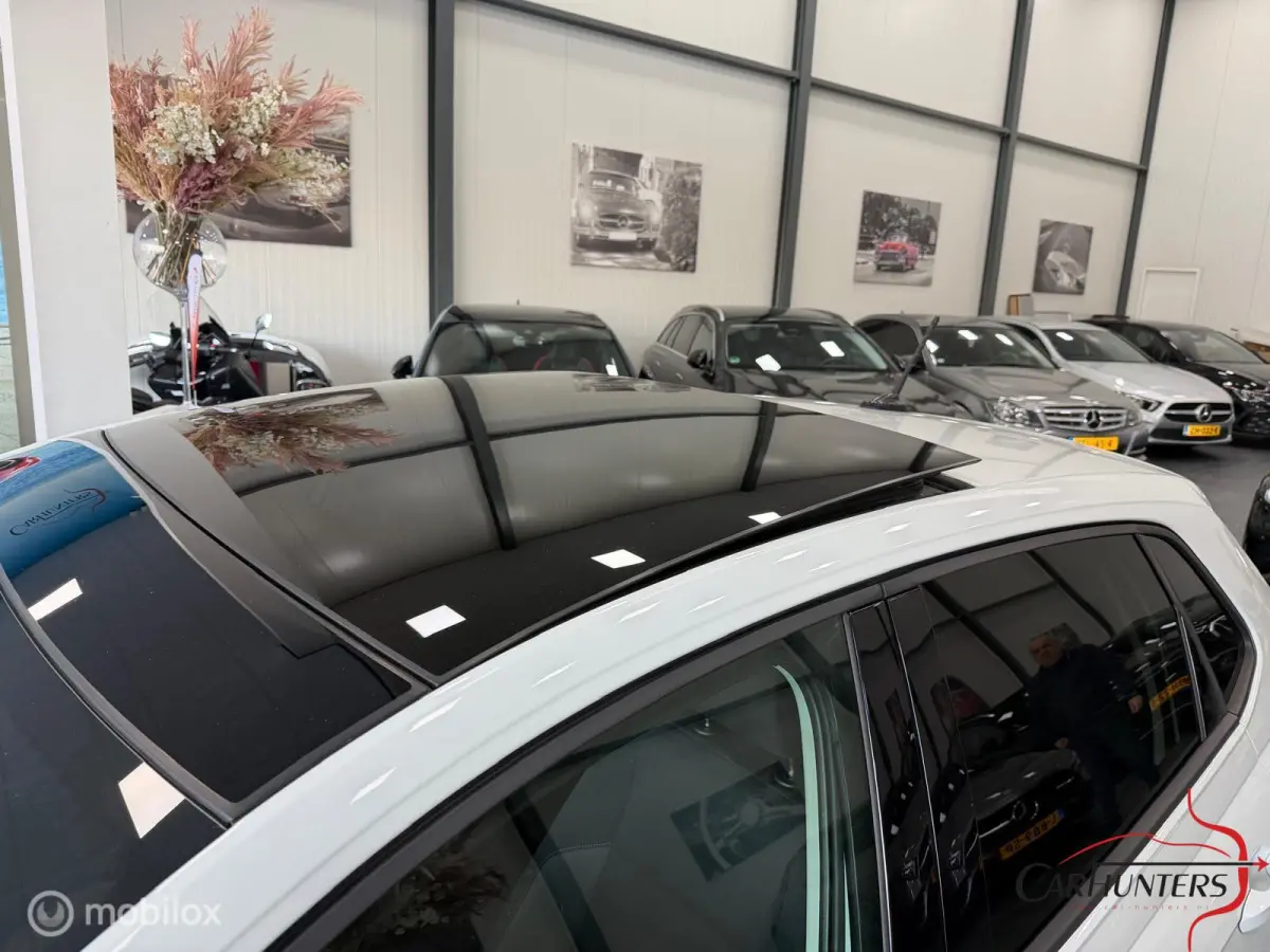 1.0 TSI Style pano automaat