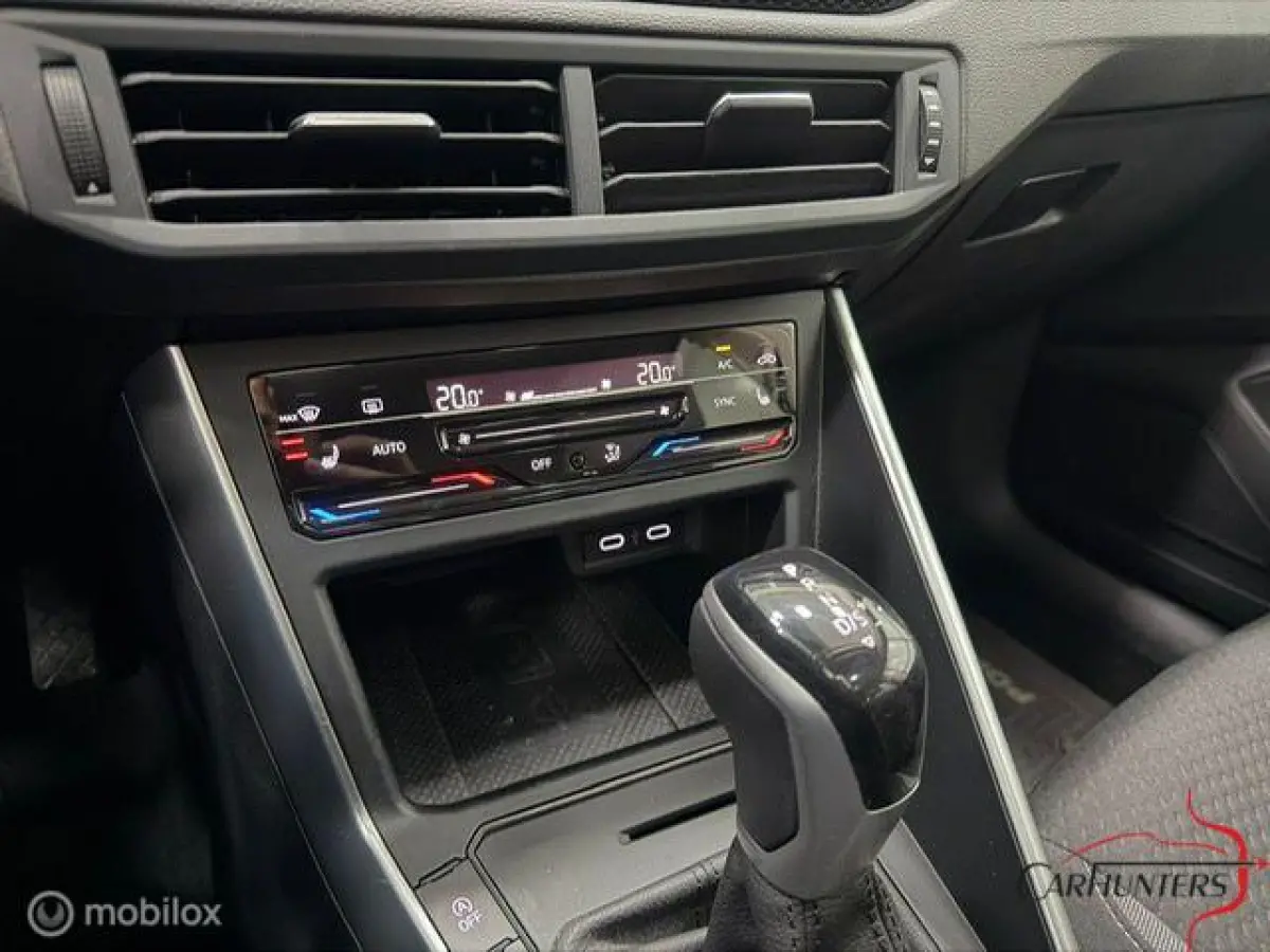 1.0 TSI Style pano automaat