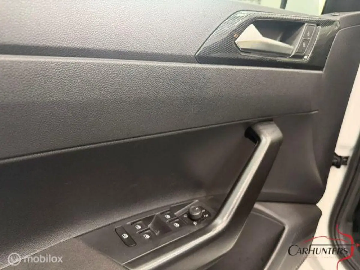 1.0 TSI Style pano automaat