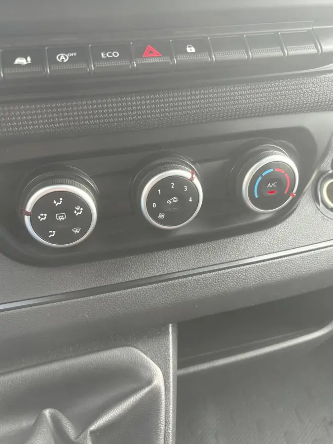 2.0 dCi L2H1 Comf.*FULL-LED*CRUISE*TEL*A/C*3PERS*