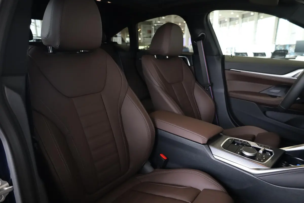 420i M Sport Pro | Comfort Pack | Schuif-/kanteldak | Showroom Selection