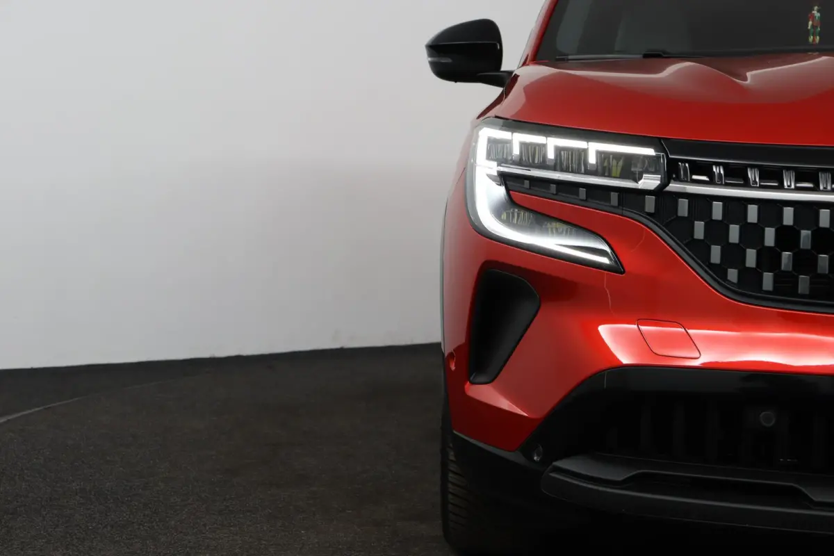 techno E-Tech full hybrid 200 | SoH 94% | Trekhaak | Parkeercamera | Dodehoekdetectie |