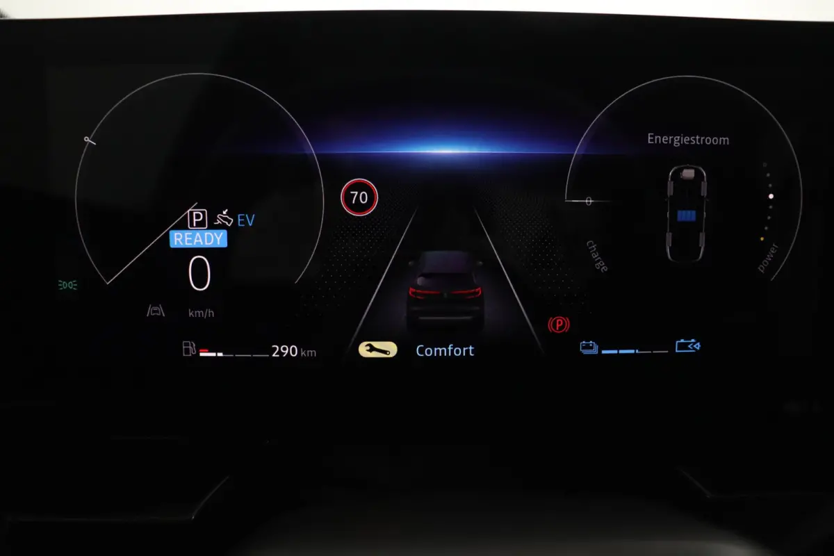 techno E-Tech full hybrid 200 | SoH 94% | Trekhaak | Parkeercamera | Dodehoekdetectie |