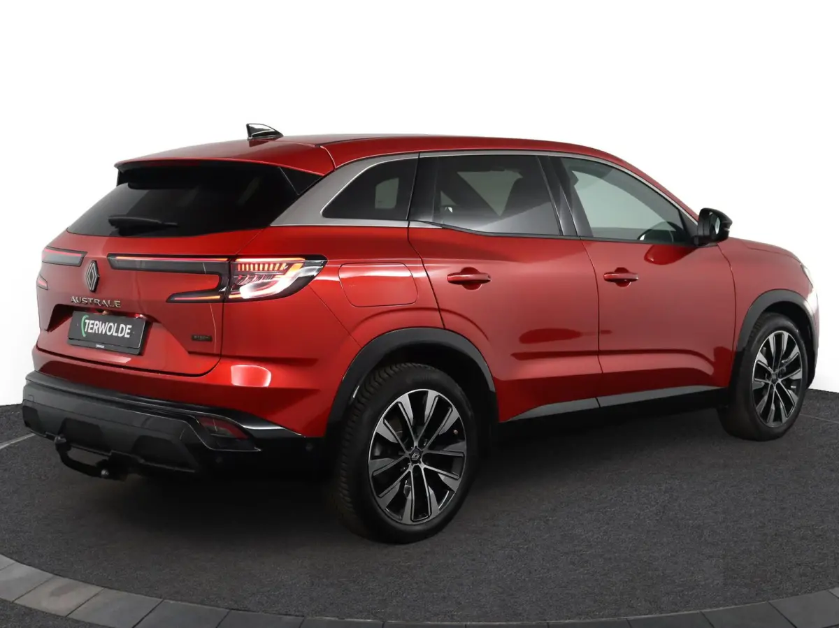 techno E-Tech full hybrid 200 | SoH 94% | Trekhaak | Parkeercamera | Dodehoekdetectie |