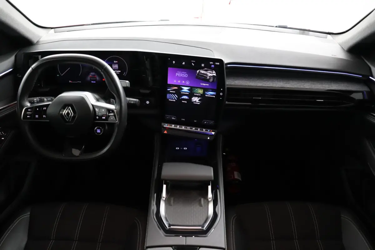 techno E-Tech full hybrid 200 | SoH 94% | Trekhaak | Parkeercamera | Dodehoekdetectie |
