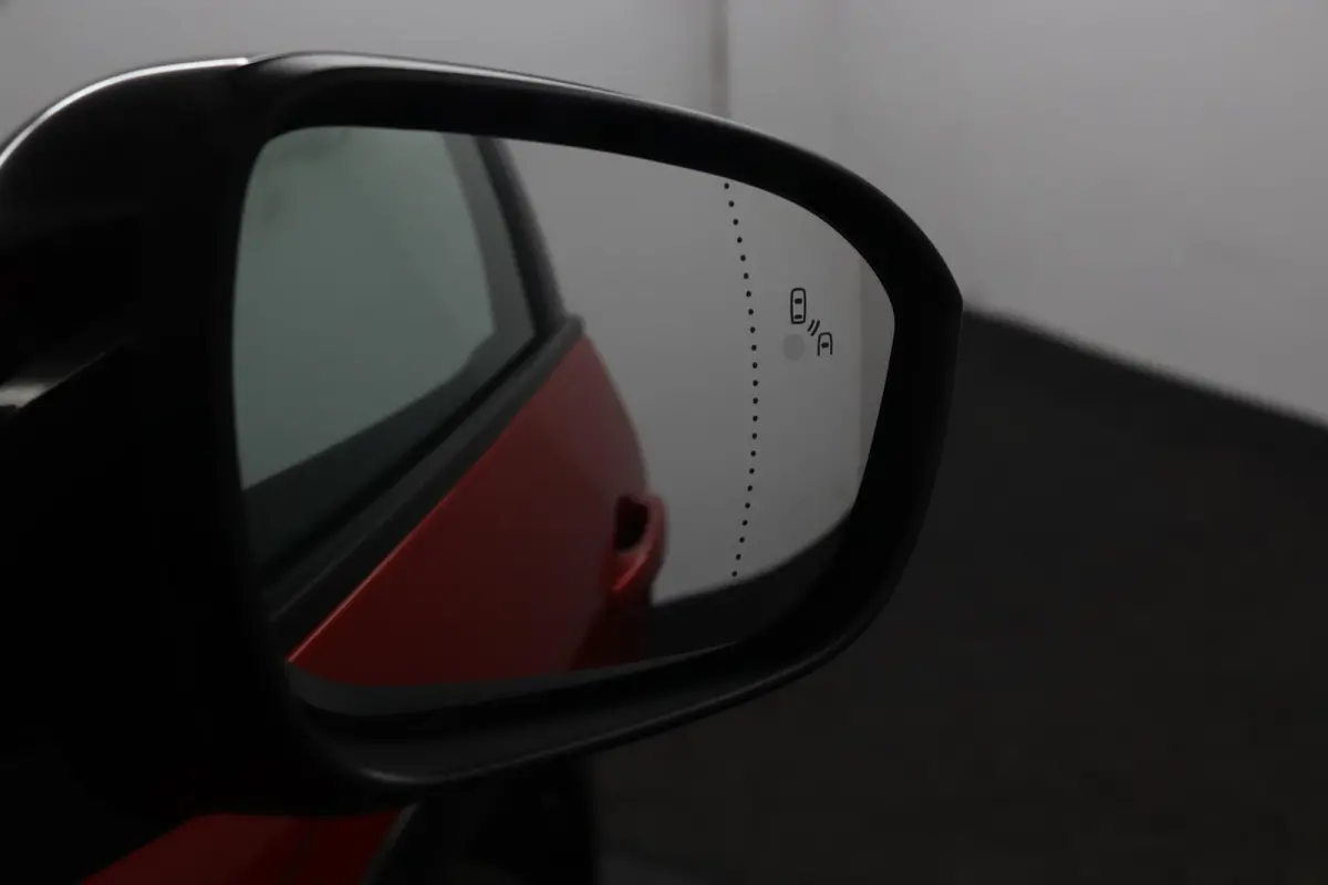 techno E-Tech full hybrid 200 | SoH 94% | Trekhaak | Parkeercamera | Dodehoekdetectie |