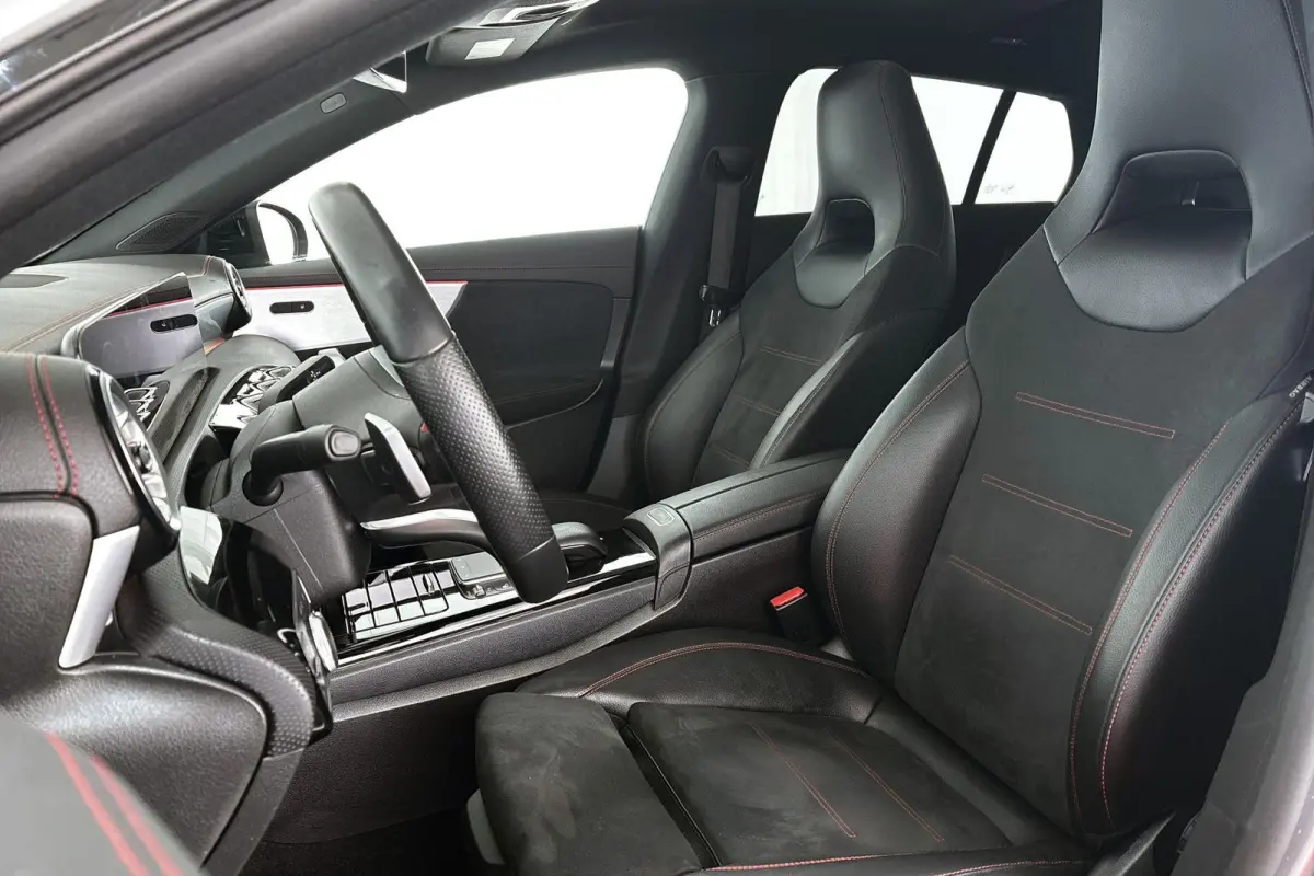 200 Business Solution AMG Pano Sfeerverlichting Stoelverwarming Widescreen