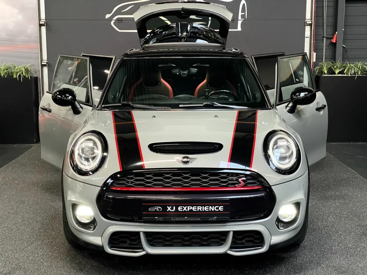S 2.0 Cooper F1 H&K NAVIGATIE CARPLAY PANORAMADAK LEER CAMERA UNION JACK