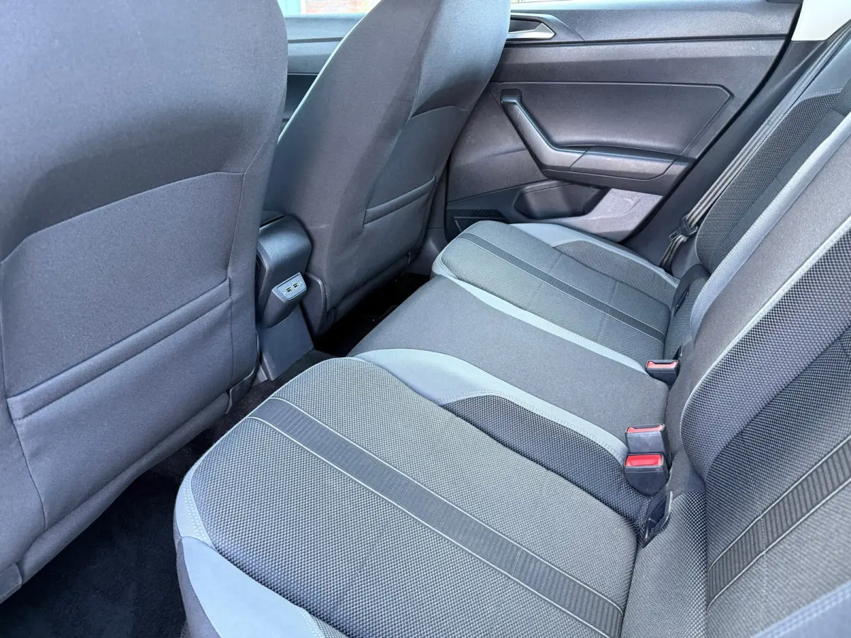 1.0 TSI Highline - Automaat - Navi - Climate - Parkeerhulp- Org.NL