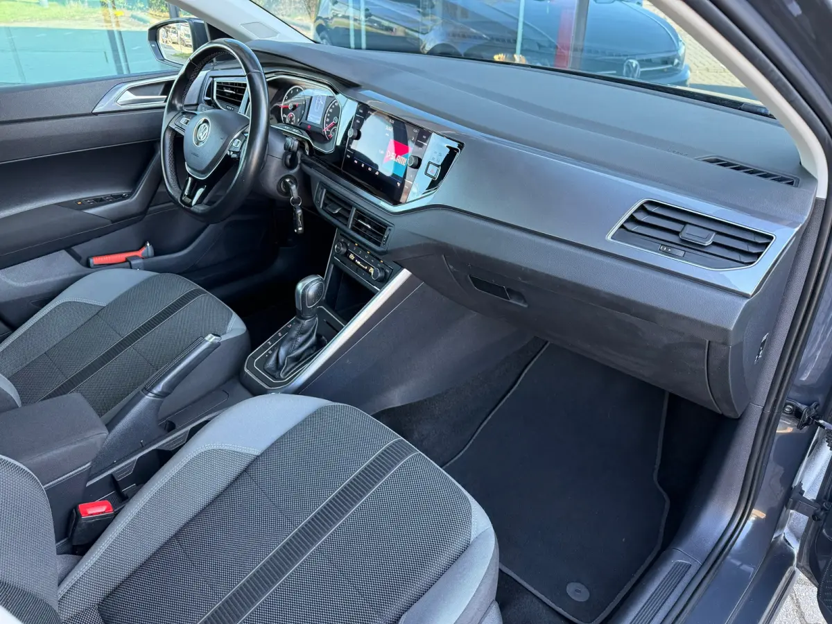 1.0 TSI Highline - Automaat - Navi - Climate - Parkeerhulp- Org.NL