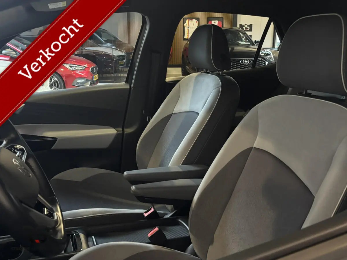 First Plus 58 kWh | SOH 91%!! | Navi | Matrix | ACC | Camera | DAB | Keyless | CarPlay | Stoel/stuur verw | Org NL |