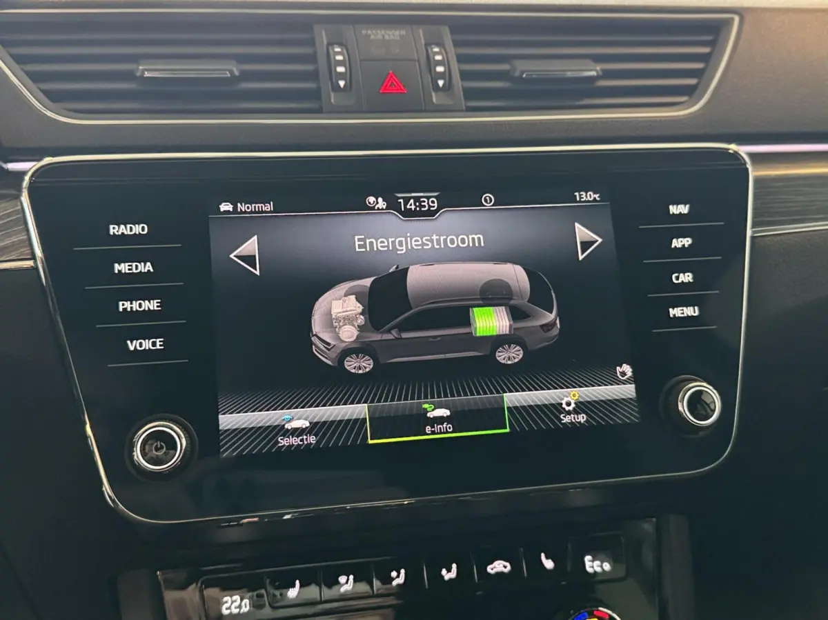1.4 TSI 150kW iV PHEV Business Edition Plus|Adapt.Cruise|Camera|Trekhaak|