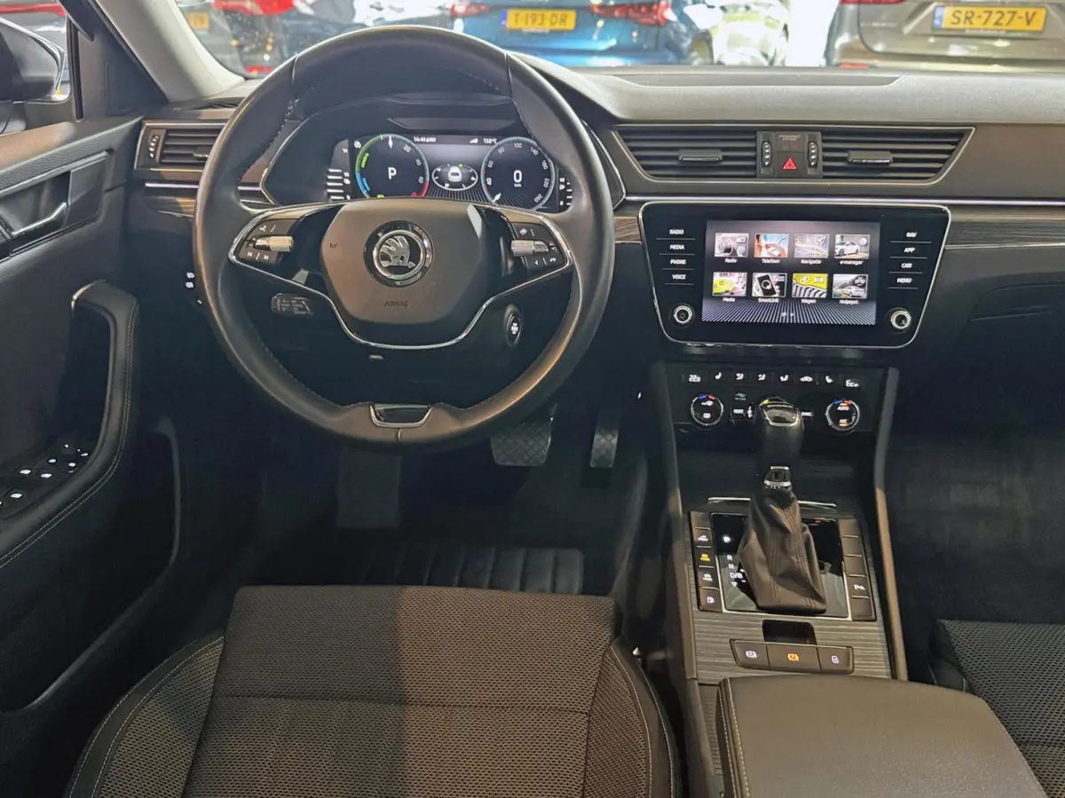 1.4 TSI 150kW iV PHEV Business Edition Plus|Adapt.Cruise|Camera|Trekhaak|