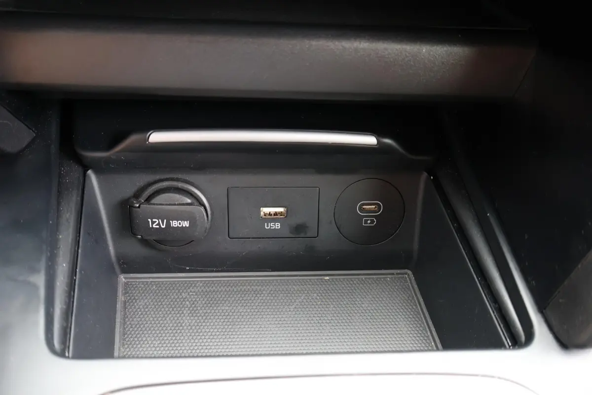1.0 T-GDi MHEV DynamicLine 1e Eigenaar | NAP | Dealer Onderh | BTW | Automaat | Climate | Camera | ACC | Carplay | Navi | Full Led | Start/Stop |  PDC