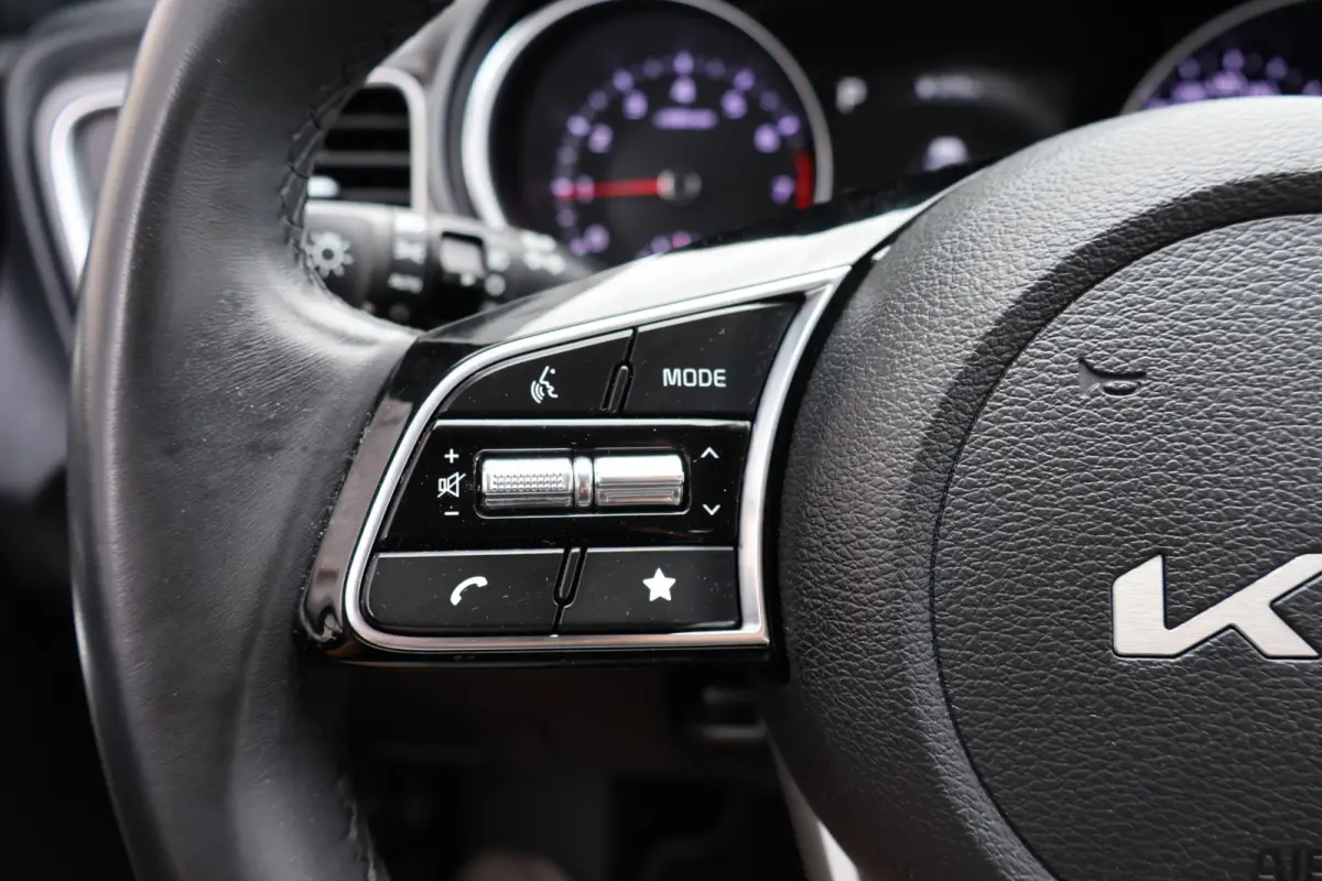 1.0 T-GDi MHEV DynamicLine 1e Eigenaar | NAP | Dealer Onderh | BTW | Automaat | Climate | Camera | ACC | Carplay | Navi | Full Led | Start/Stop |  PDC