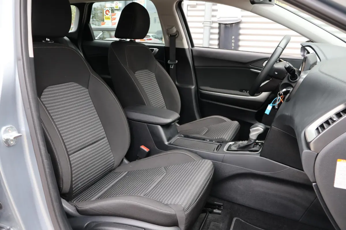 1.0 T-GDi MHEV DynamicLine 1e Eigenaar | NAP | Dealer Onderh | BTW | Automaat | Climate | Camera | ACC | Carplay | Navi | Full Led | Start/Stop |  PDC