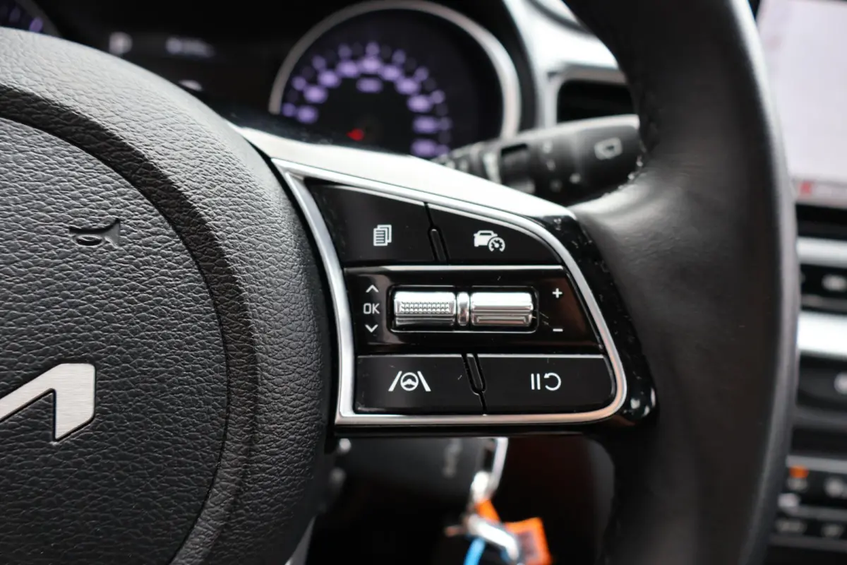 1.0 T-GDi MHEV DynamicLine 1e Eigenaar | NAP | Dealer Onderh | BTW | Automaat | Climate | Camera | ACC | Carplay | Navi | Full Led | Start/Stop |  PDC