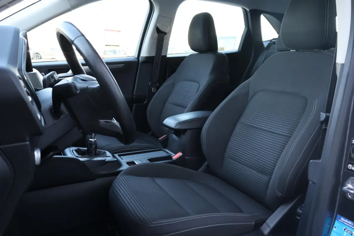1.5 Titanium 1e Eigenaar | Volledig Onderh | BTW | NL-Auto | Winterpack | 360Cam | Navi | Carplay | ACC | Bots | Keyless | LED | DAB | PDC | Start/Stop