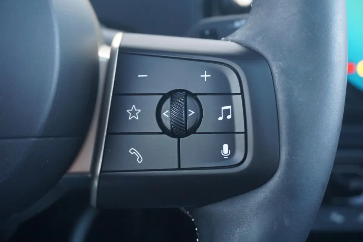 Cooper C | Classic Uitvoering | Pakket M | Head-Up Display | Panoramadak | Driving Assistant | Comfort Access | Stoel & Stuurverwarming |