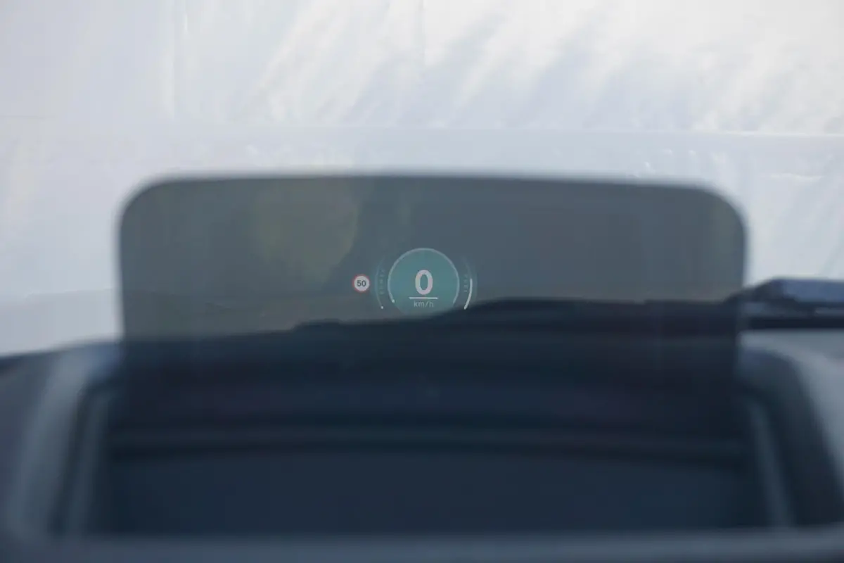 Cooper C | Classic Uitvoering | Pakket M | Head-Up Display | Panoramadak | Driving Assistant | Comfort Access | Stoel & Stuurverwarming |