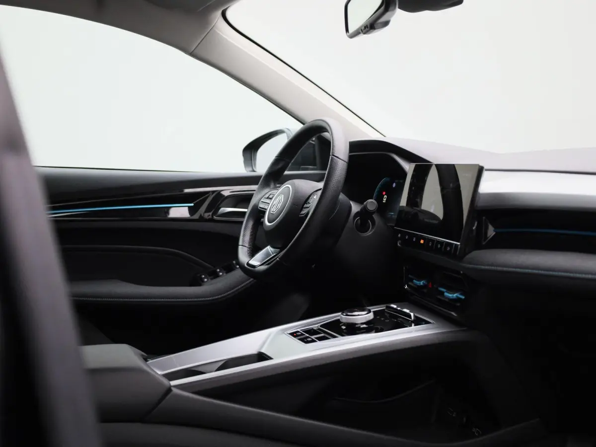 MG5 Electric Long Range Luxury 61 kWh