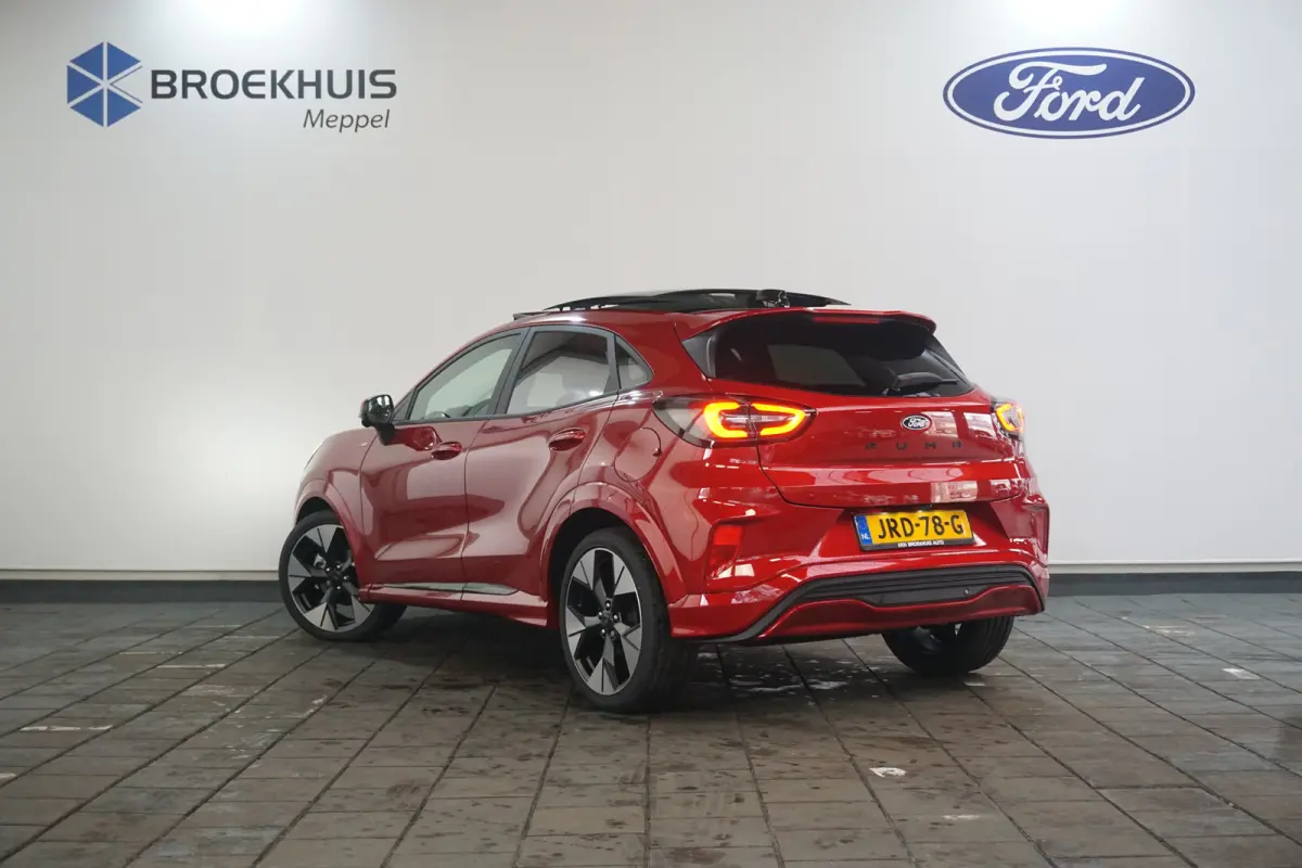 1.0 EcoBoost ST-Line X Automaat | Driver Assistance Pack | Elektrisch glazen panorama-dak | Stuurwiel verwarmd