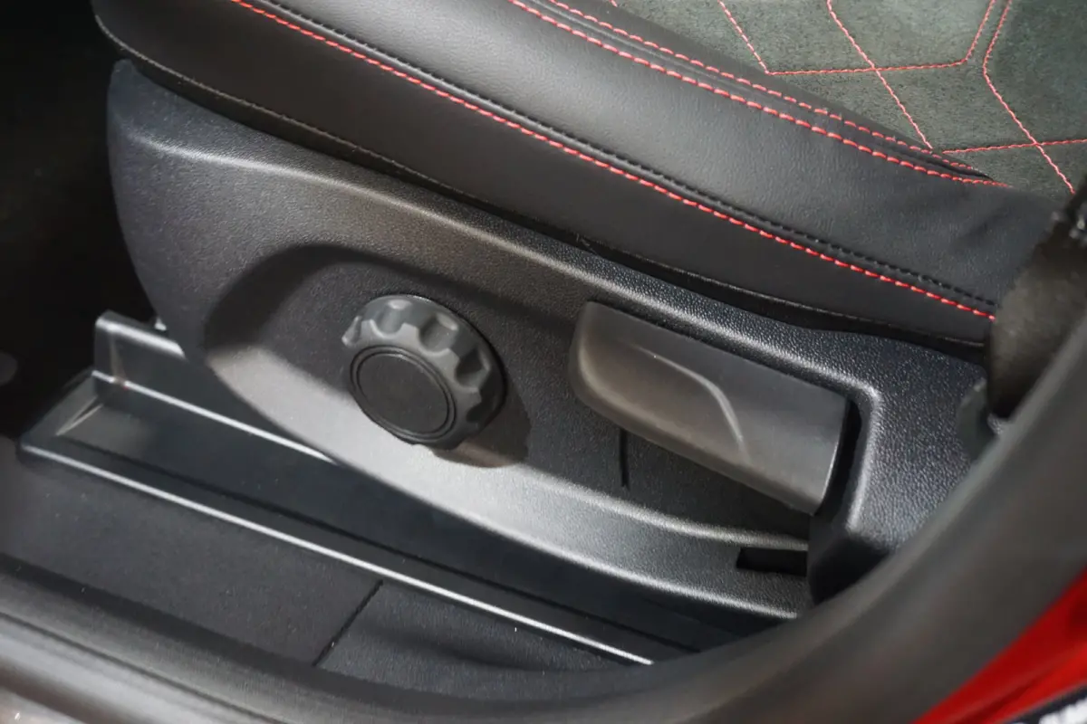 1.0 EcoBoost ST-Line X Automaat | Driver Assistance Pack | Elektrisch glazen panorama-dak | Stuurwiel verwarmd