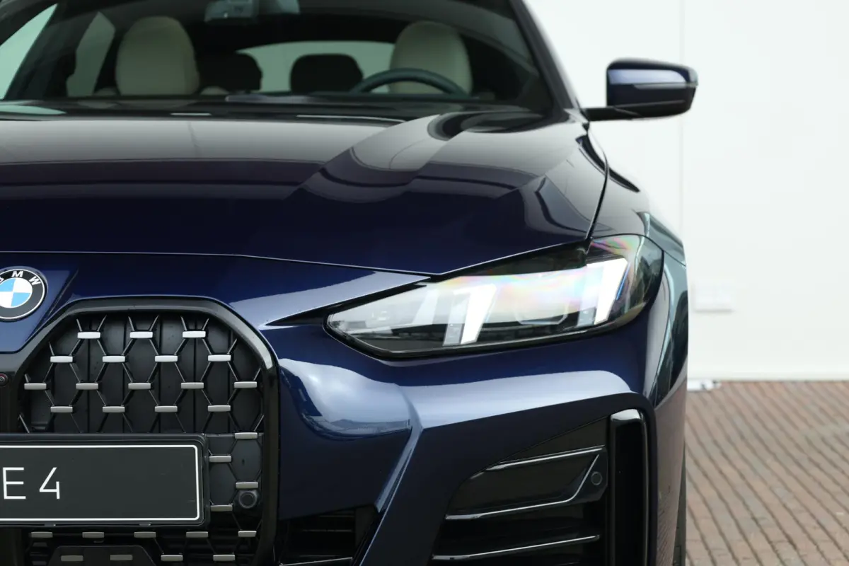 420i M Sportpakket Pro | Harman Kardon | Innovation Pack | Comfort Pack | Trekhaak | Showroom Selection