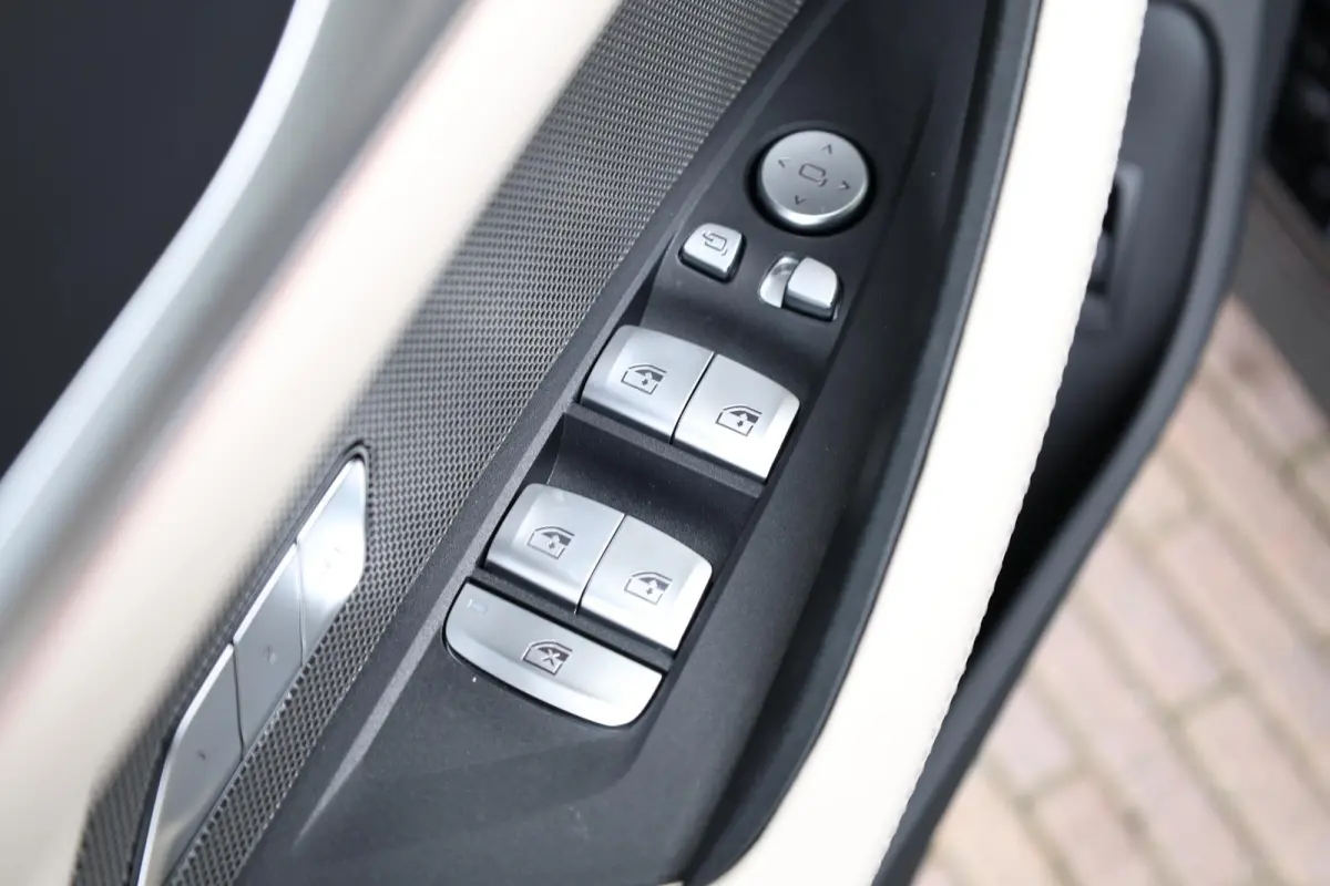 420i M Sportpakket Pro | Harman Kardon | Innovation Pack | Comfort Pack | Trekhaak | Showroom Selection