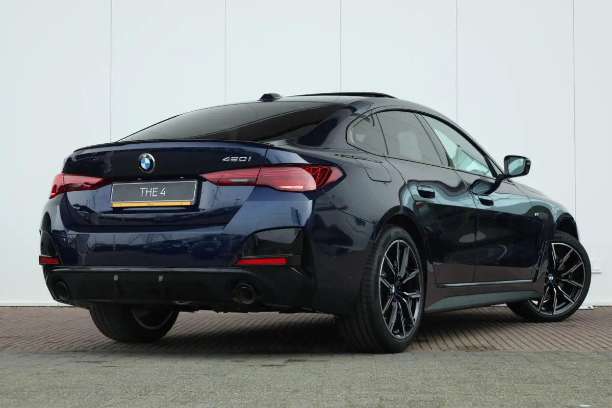 420i M Sportpakket Pro | Harman Kardon | Innovation Pack | Comfort Pack | Trekhaak | Showroom Selection